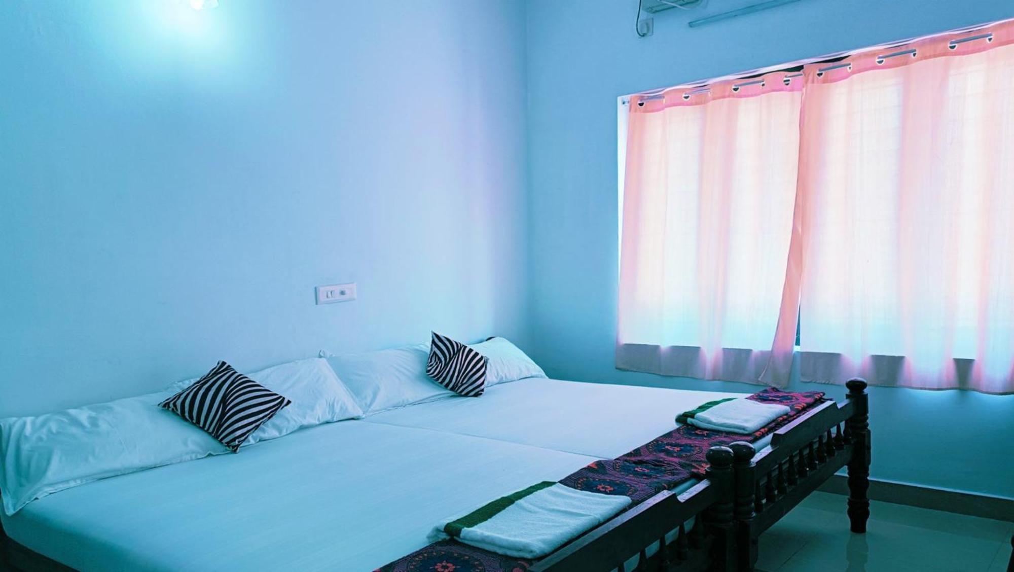 Alma Homestay マラリクラム エクステリア 写真