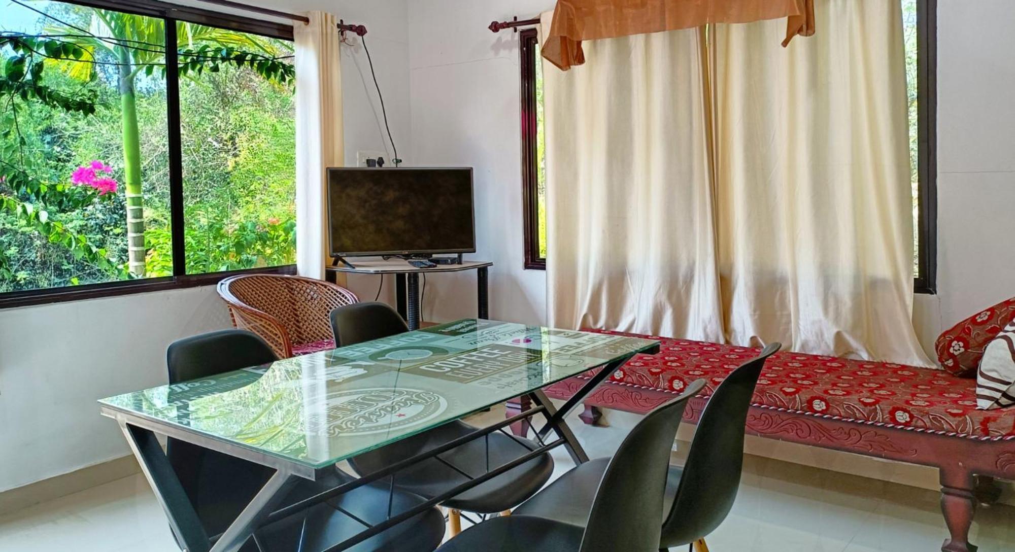 Alma Homestay マラリクラム エクステリア 写真