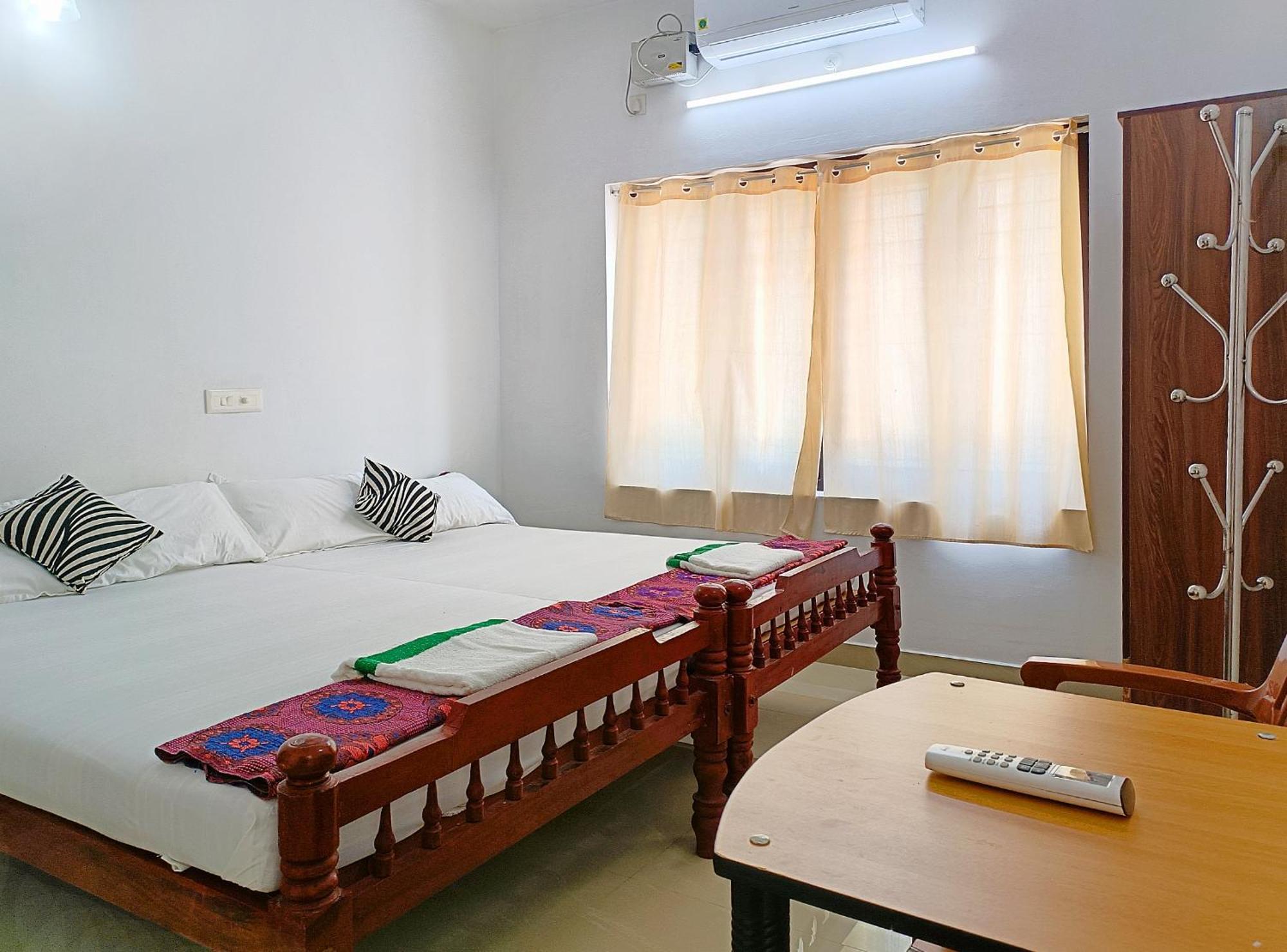 Alma Homestay マラリクラム エクステリア 写真